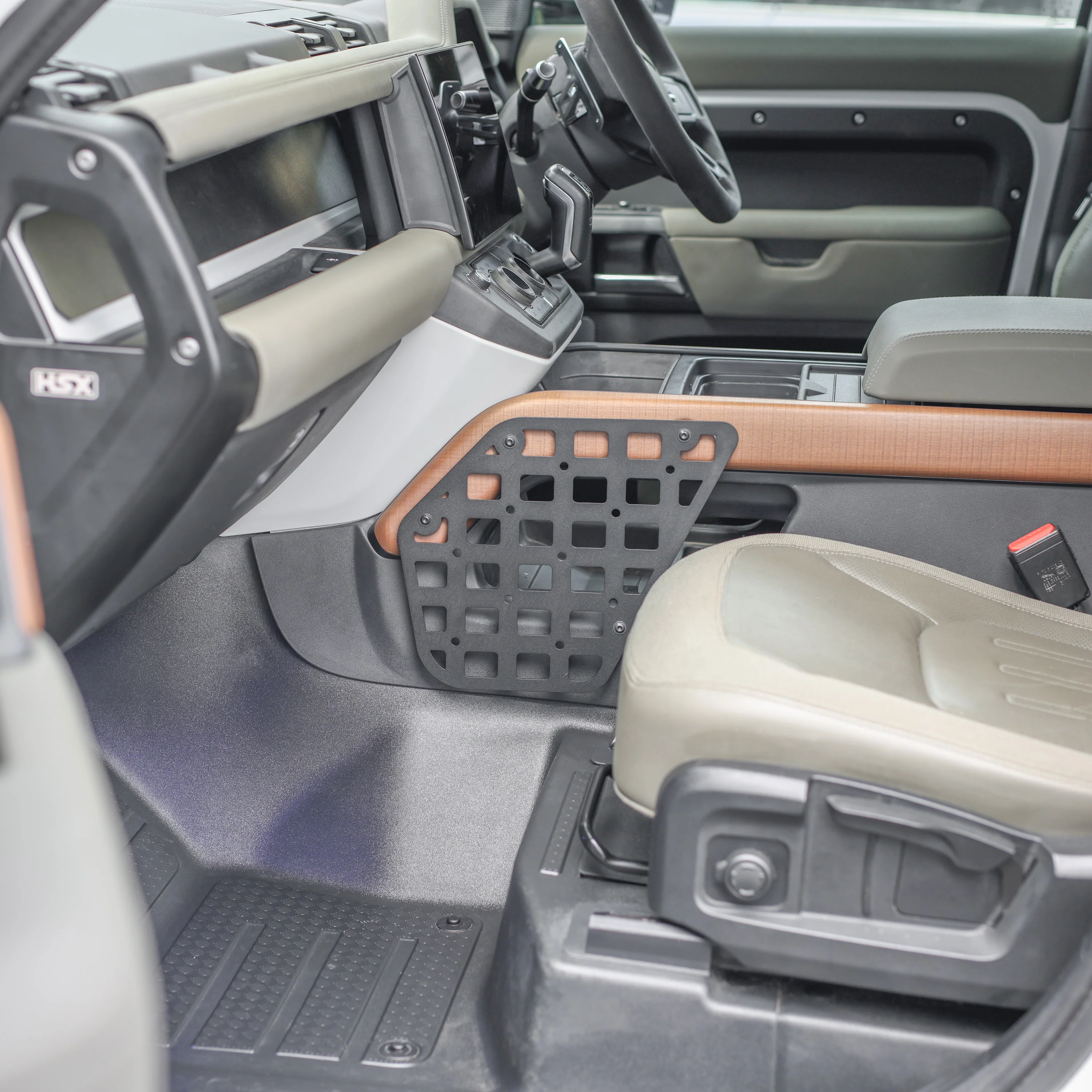 1x Centre Console Molle Plate for Land Rover Defender L663 - Image 8