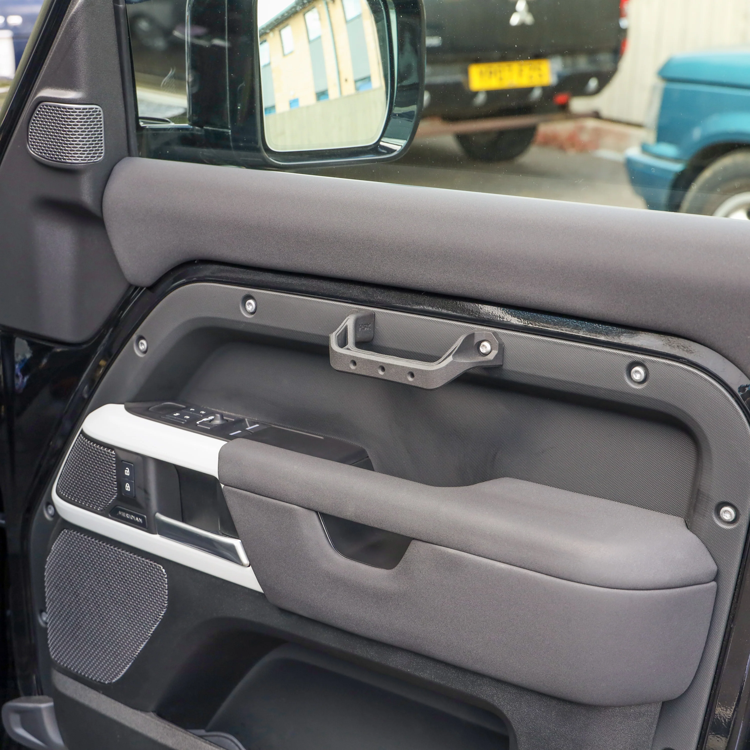 2x Front Door Grab Handles for Land Rover Defender L663 - Image 3