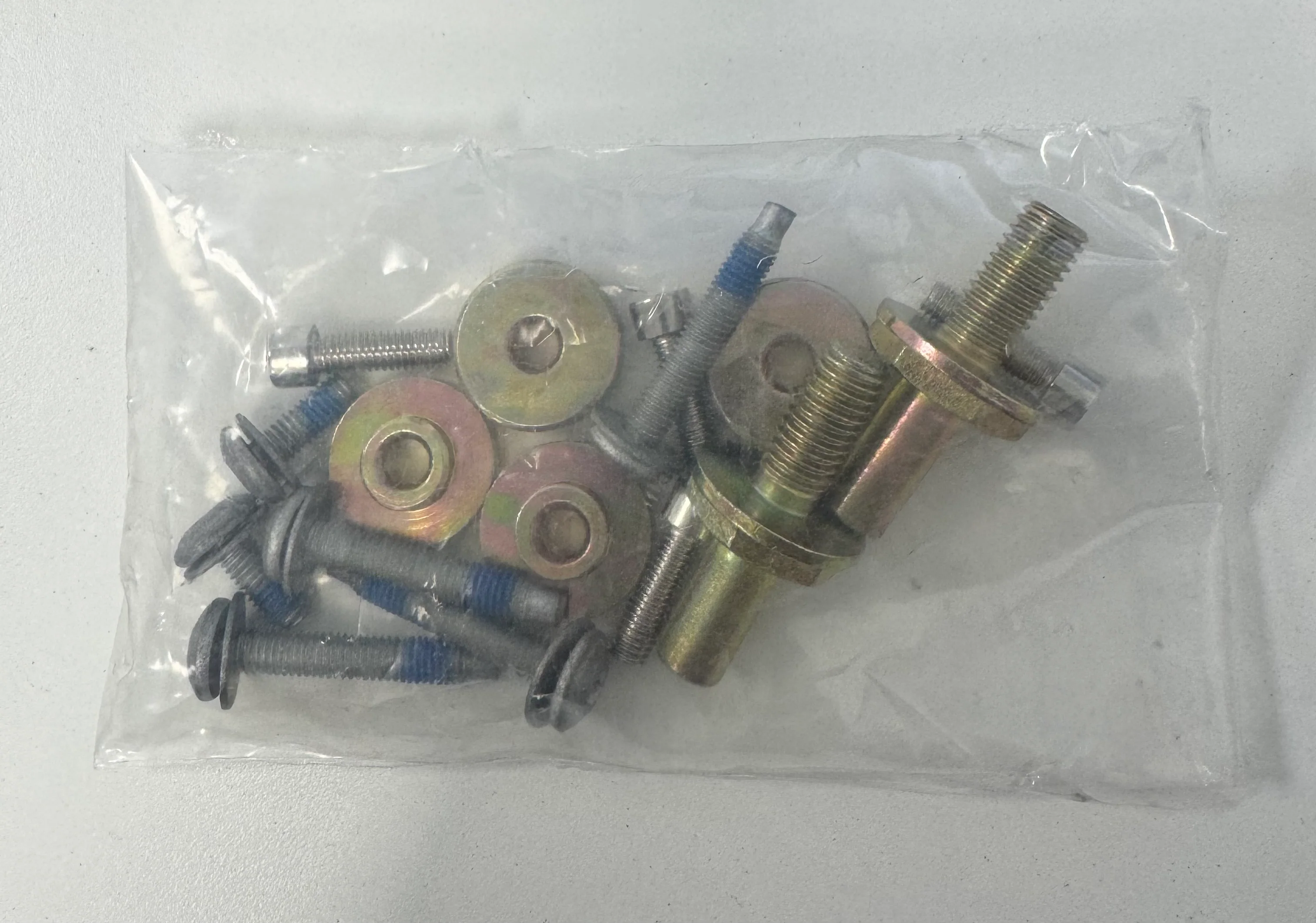 Aftermarket Fitting Kit for Land Rover Freelander 2 Roof Rails - Image 5