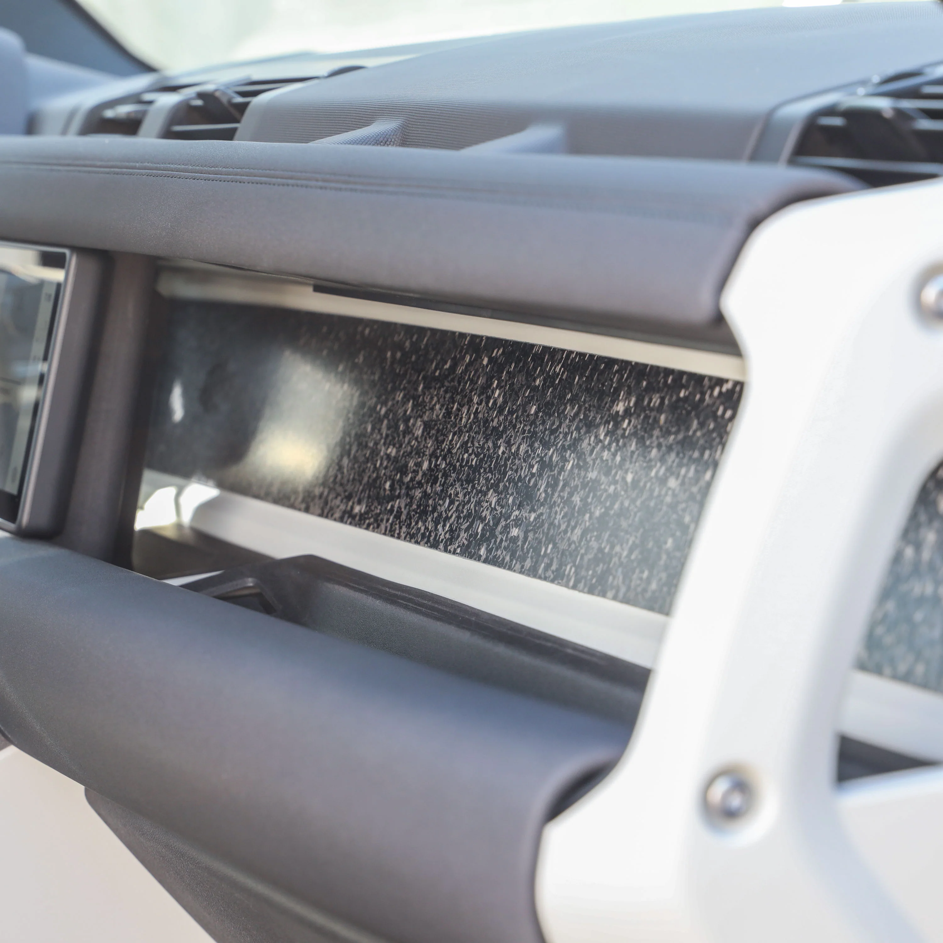 Aluminium Dashboard Fascia Panel Kit for Land Rover Defender L663 (LHD) - Chopped Carbon - Image 7