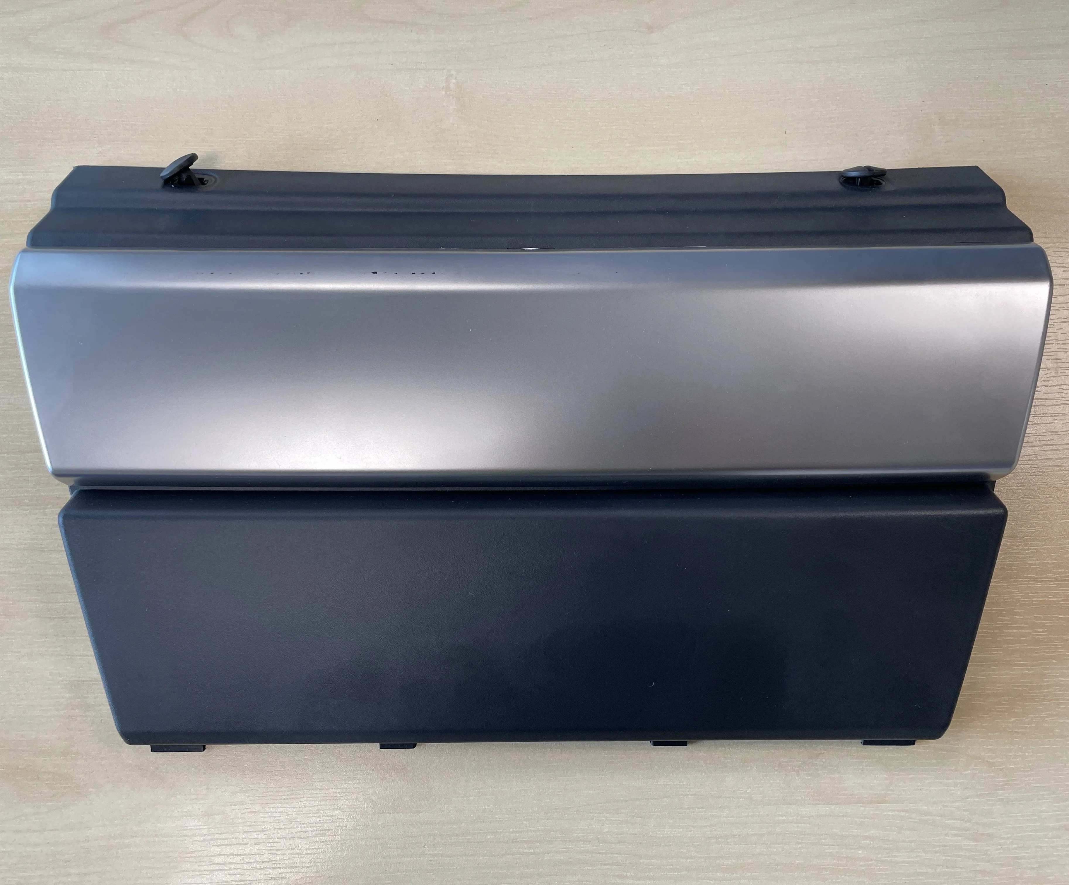 B-Grade Rear Tow Eye Cover for Range Rover Sport Autobiography Rear Bumper - Bare - Genuine - Image 5