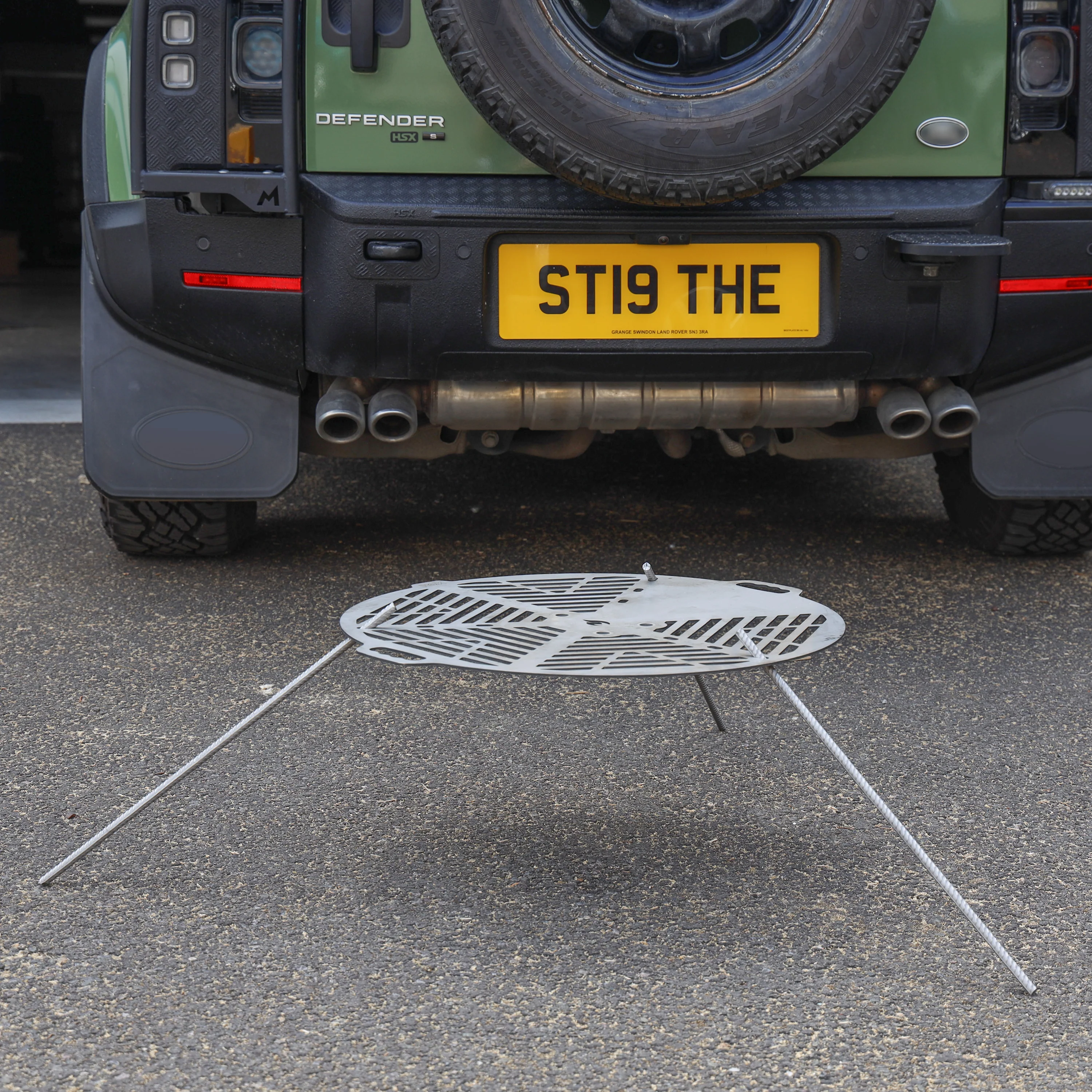 BBQ & Spare Wheel Mount Kit for Land Rover Defender L663 - Image 10