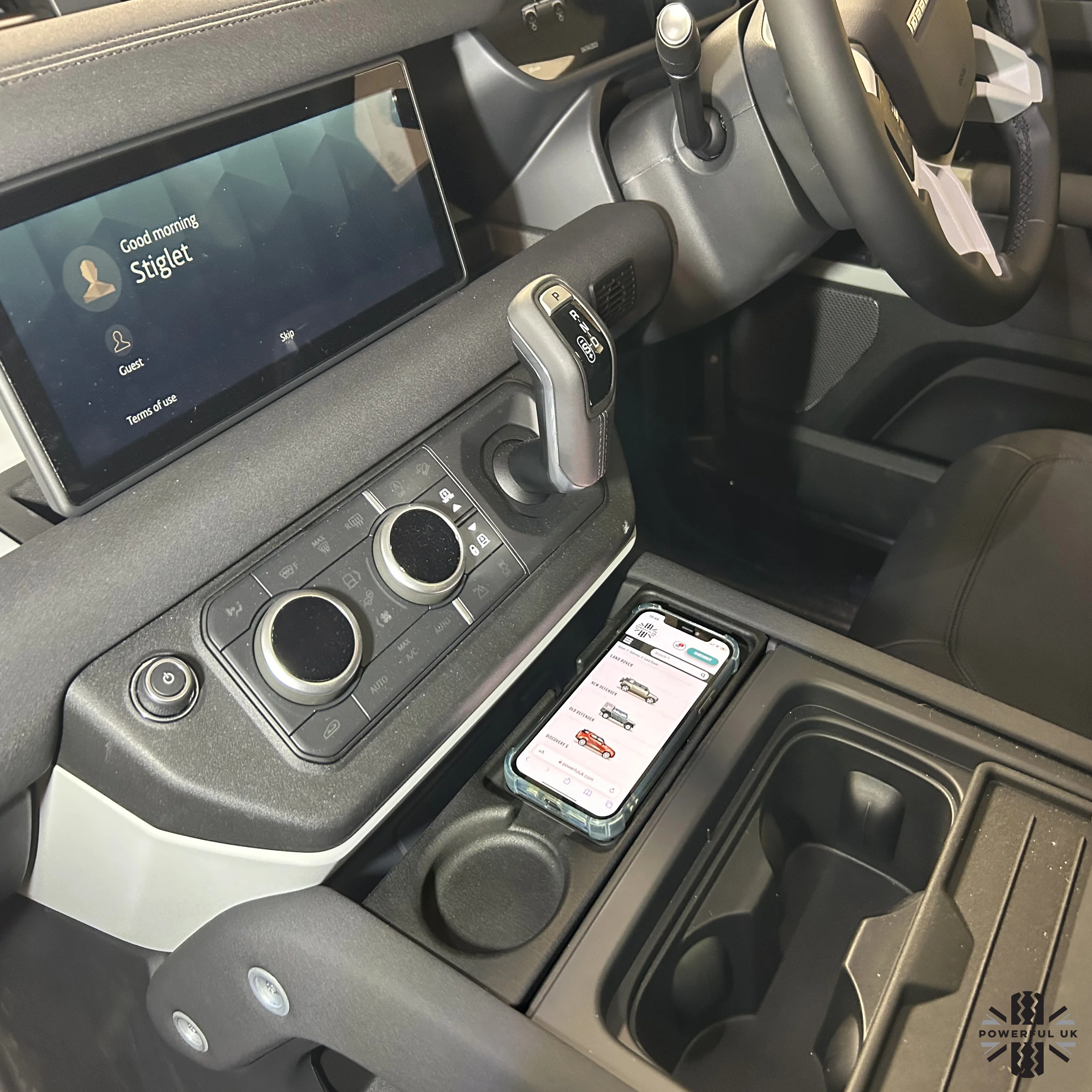 Centre Console Wireless Phone Charging Kit for Land Rover Defender L663 - USB-C - Image 6