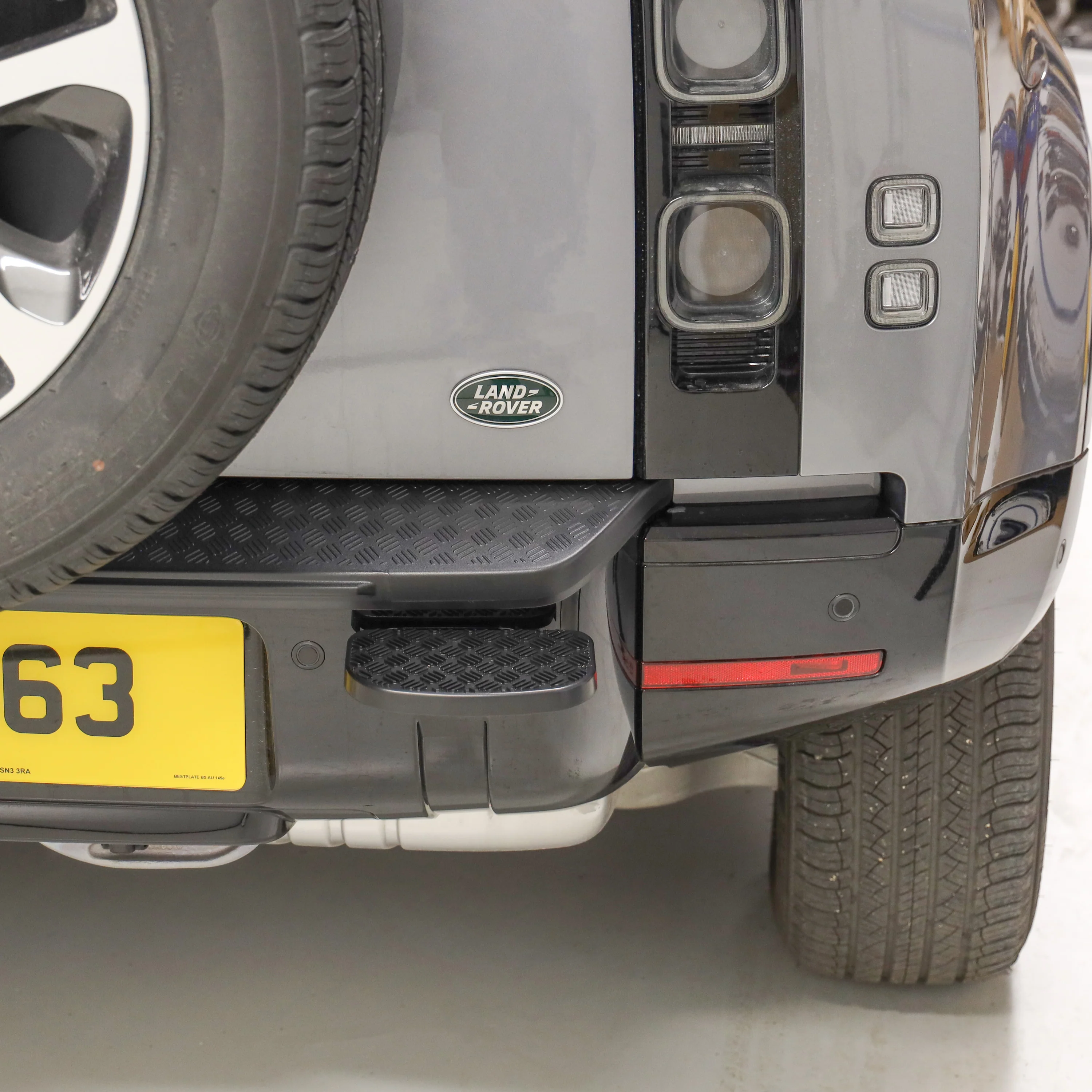 Chequer Plate COVER ONLY for Rear Step Plate for Land Rover Defender L663 - Image 6