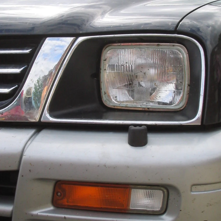 Crystal Square Headlights - Early Models (Pair) with E Mark for Mitsubishi L200 - Image 2