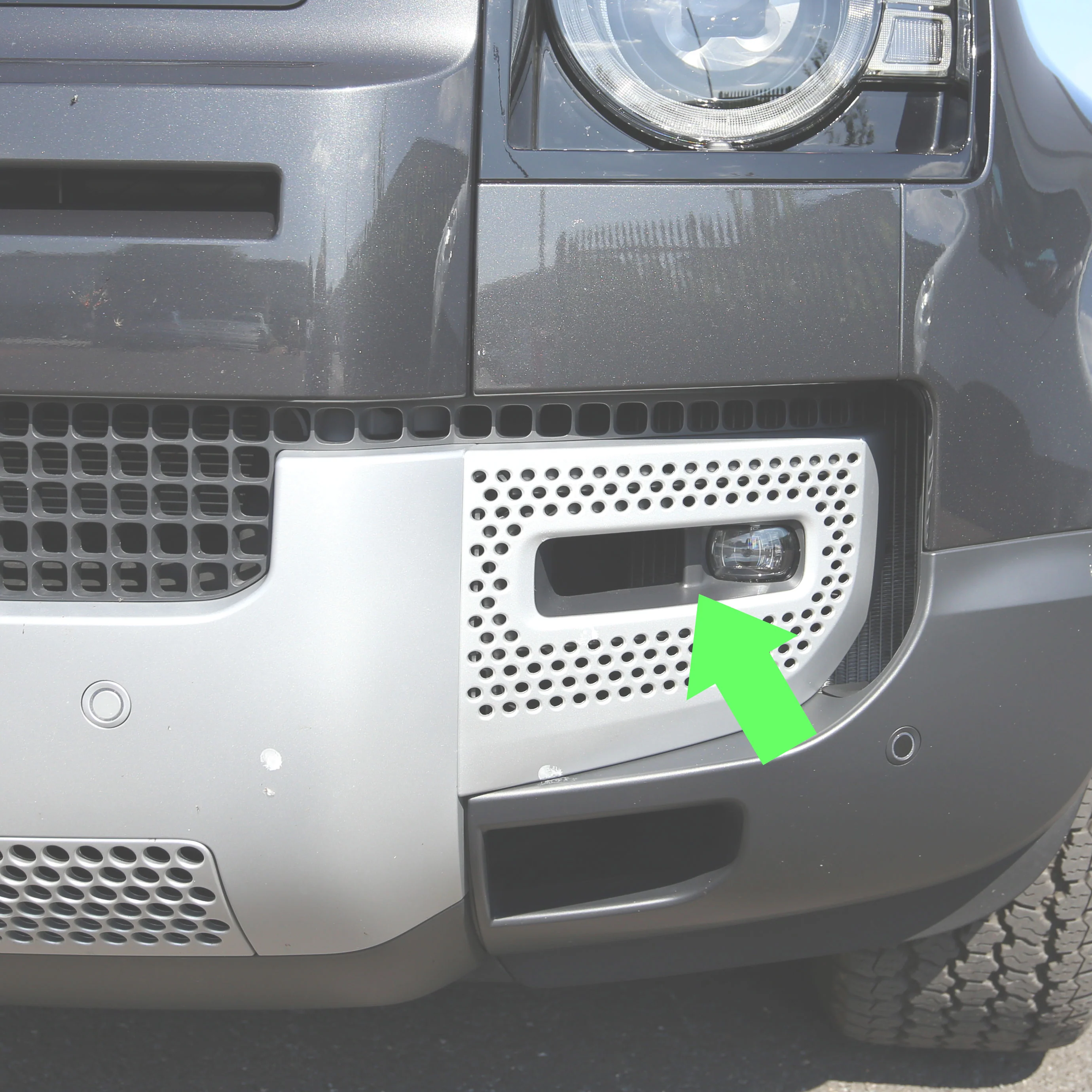 Fog Bezel Insert 'with Fog + Cooling Holes' for Land Rover Defender L663 - Aftermarket - Image 3