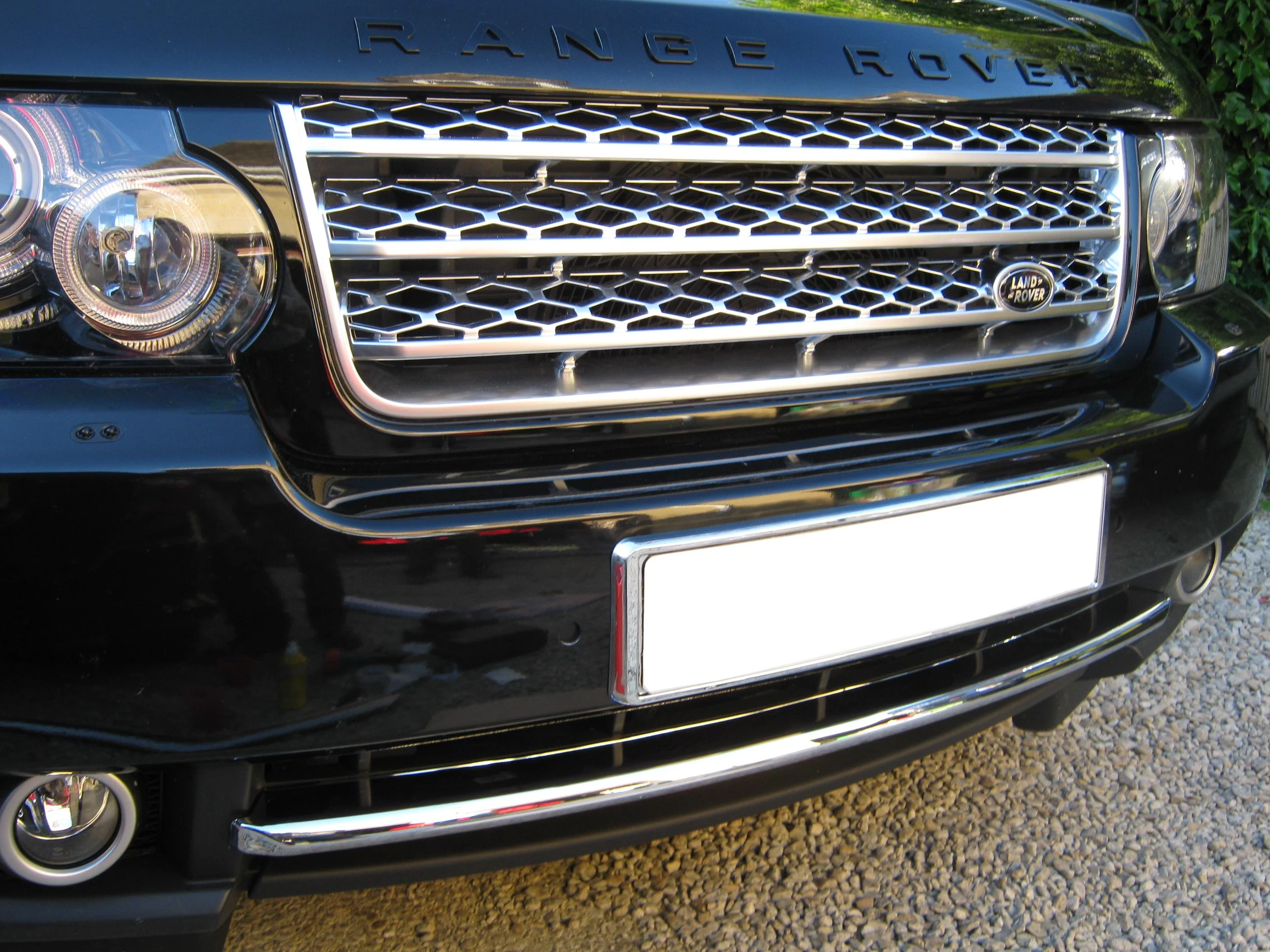 Front Bumper Trim for Range Rover L322 2010+ - Chrome - Image 3