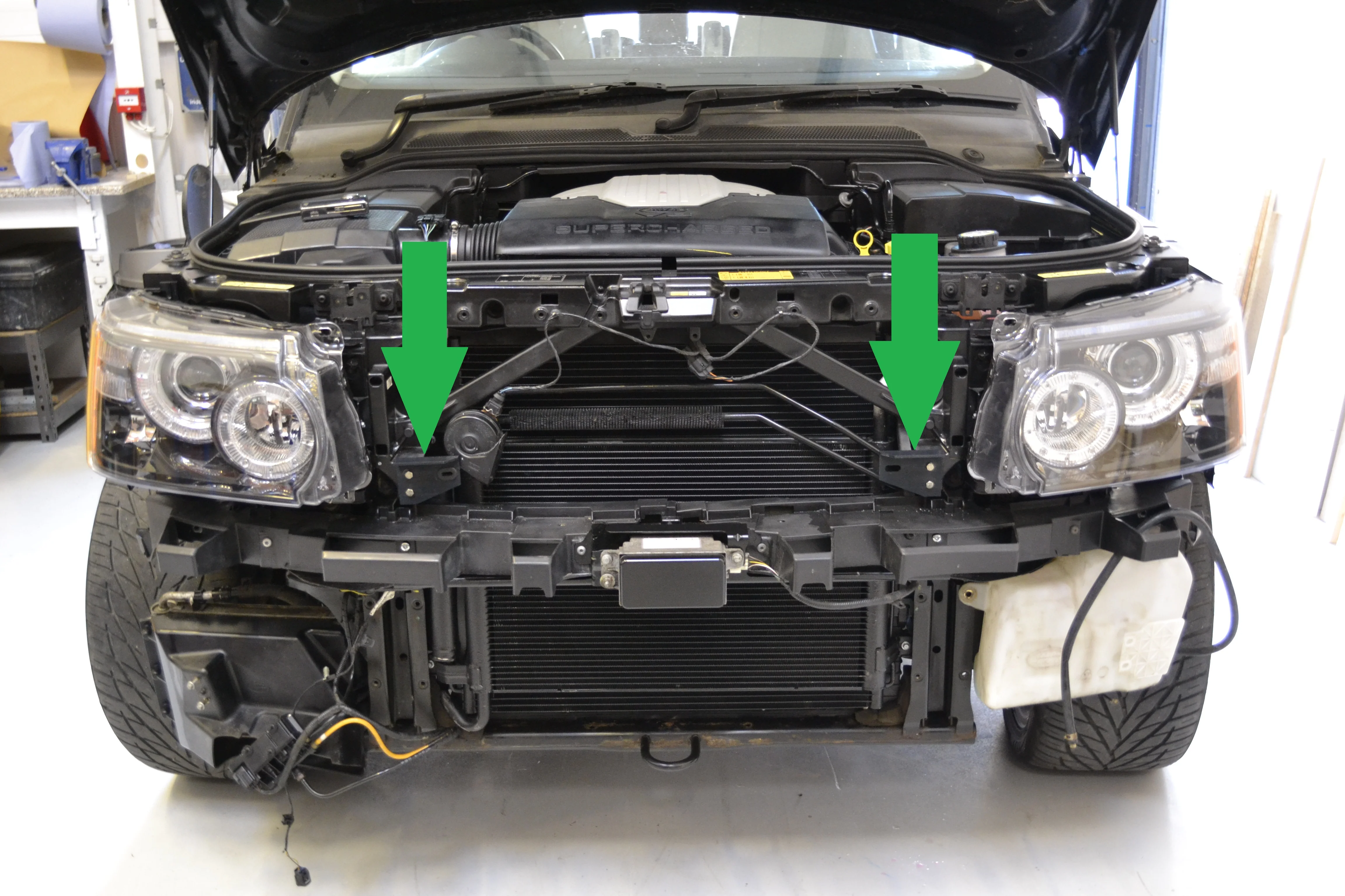 Front Grille Support Brackets for Range Rover Sport L320 2010+ - Image 2
