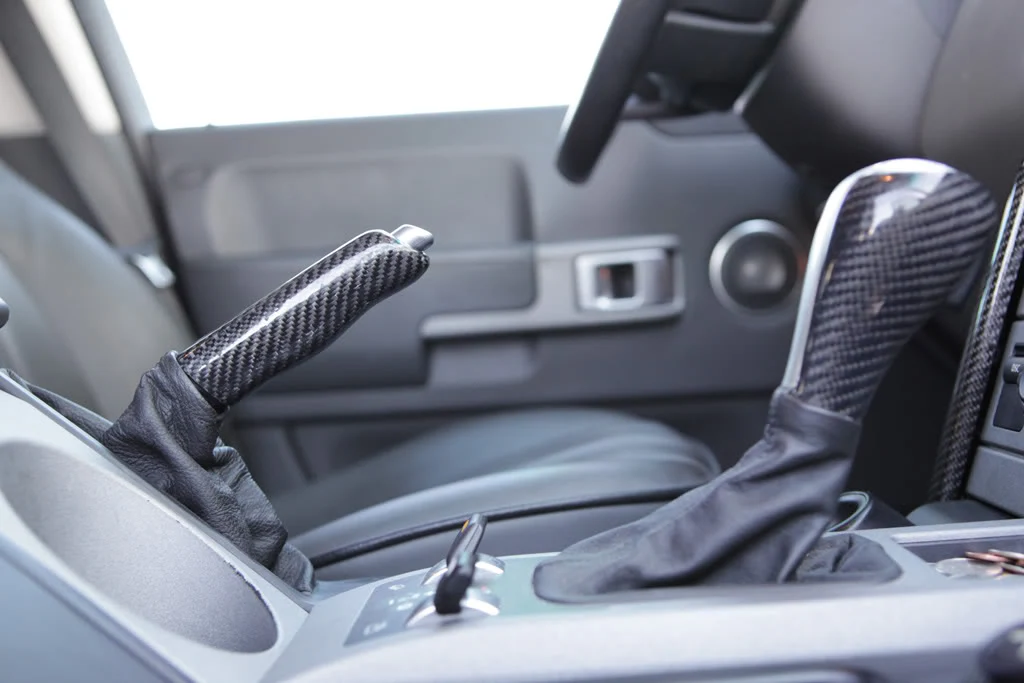 Gear Knob for Range Rover L322 - Black Carbon + Chrome Insert - Image 2