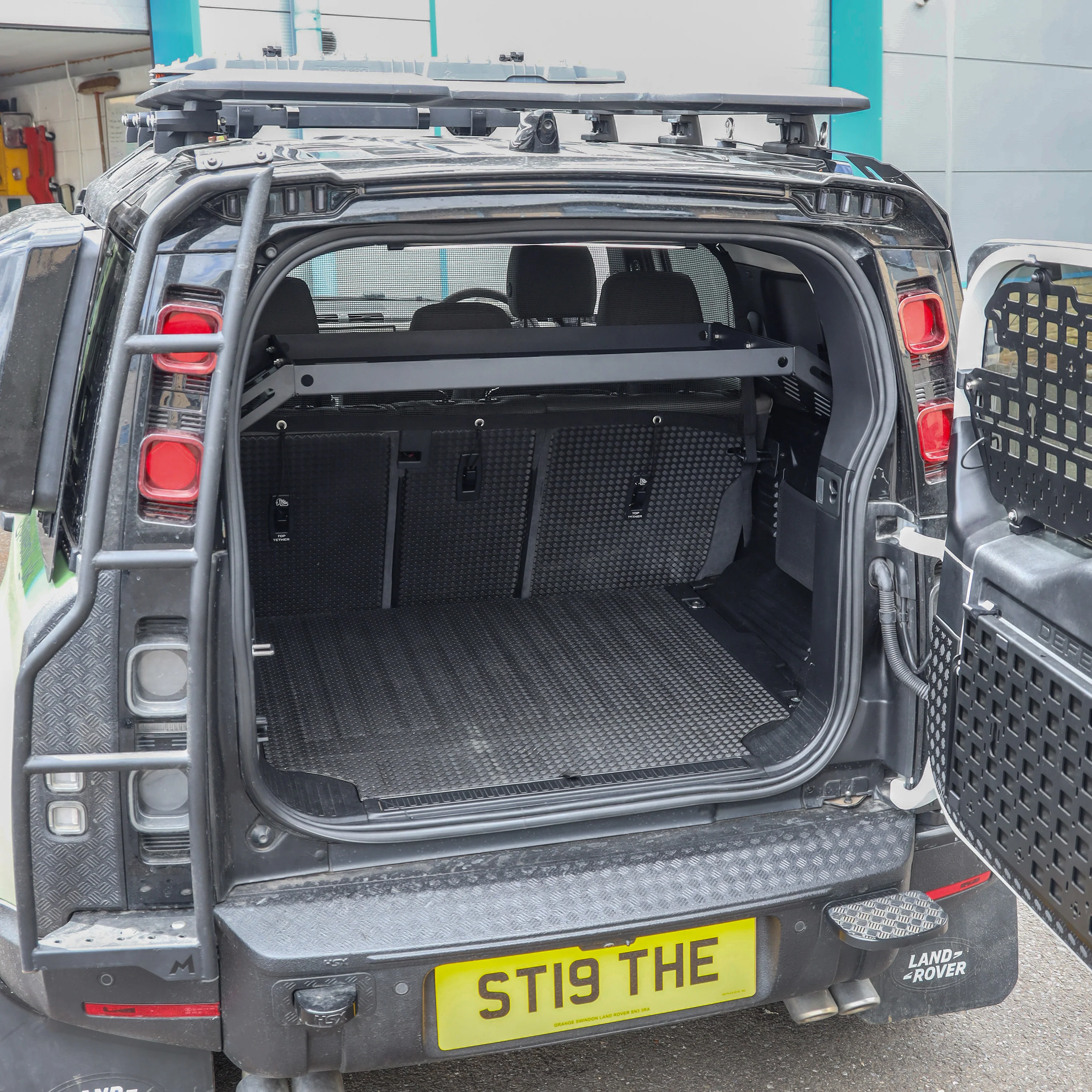 Heavy Duty Shelf for Land Rover Defender L663 (110 model) - Image 3