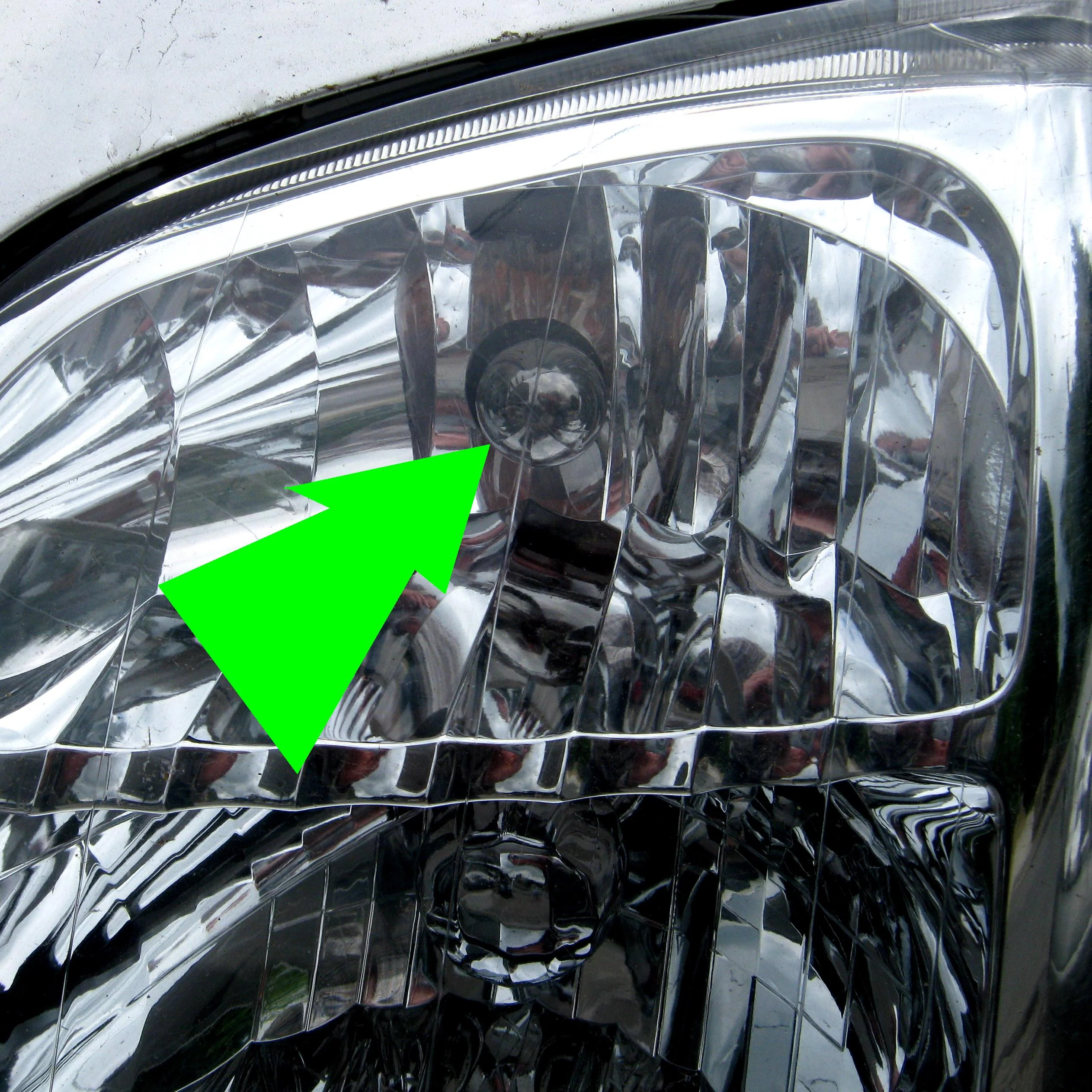Isuzu DMax Rodeo Indicator bulbs for headlight -Chrome - Image 2