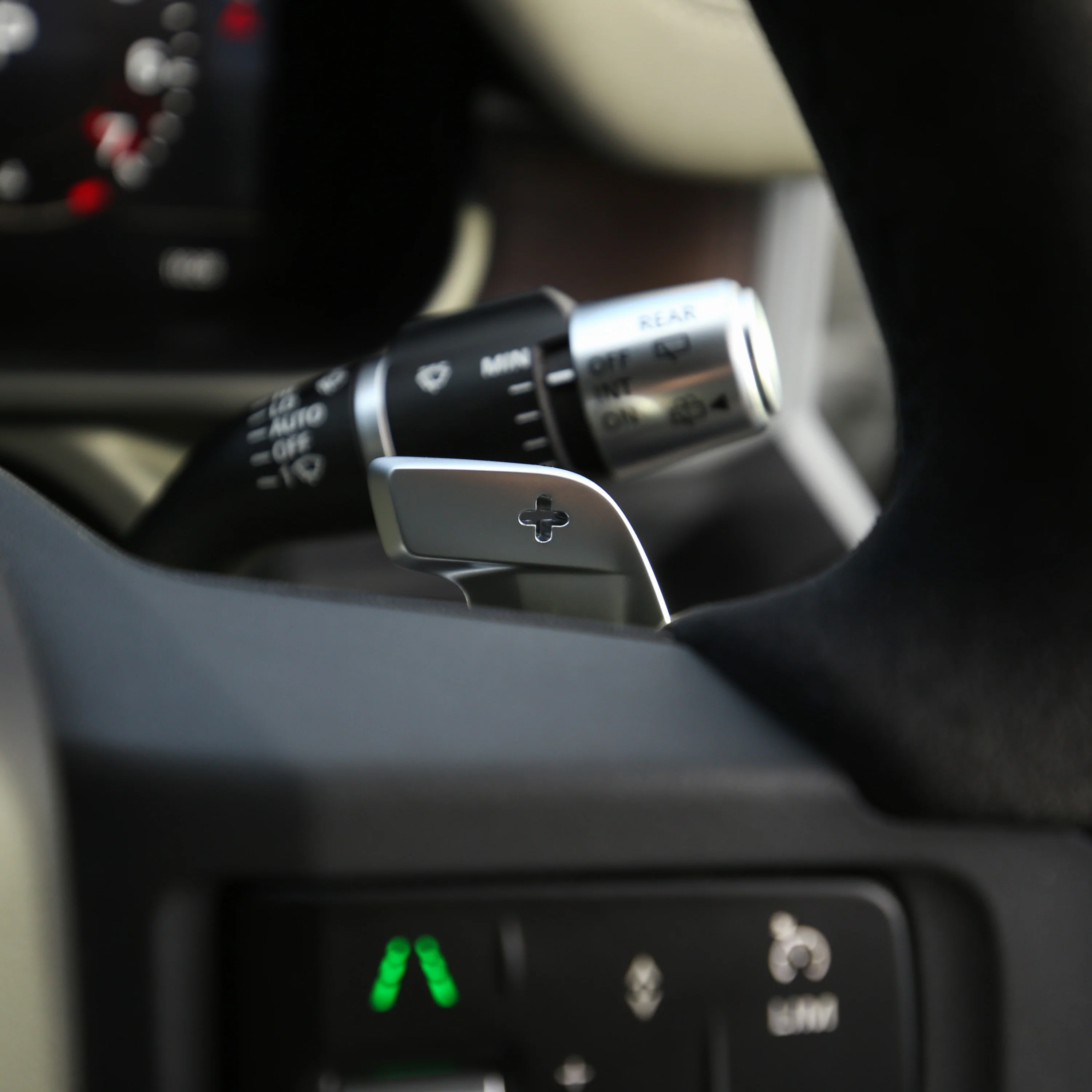 Paddle Shift Upgrade Kit for Land Rover Defender L663 - for non heated Wheel - Image 5