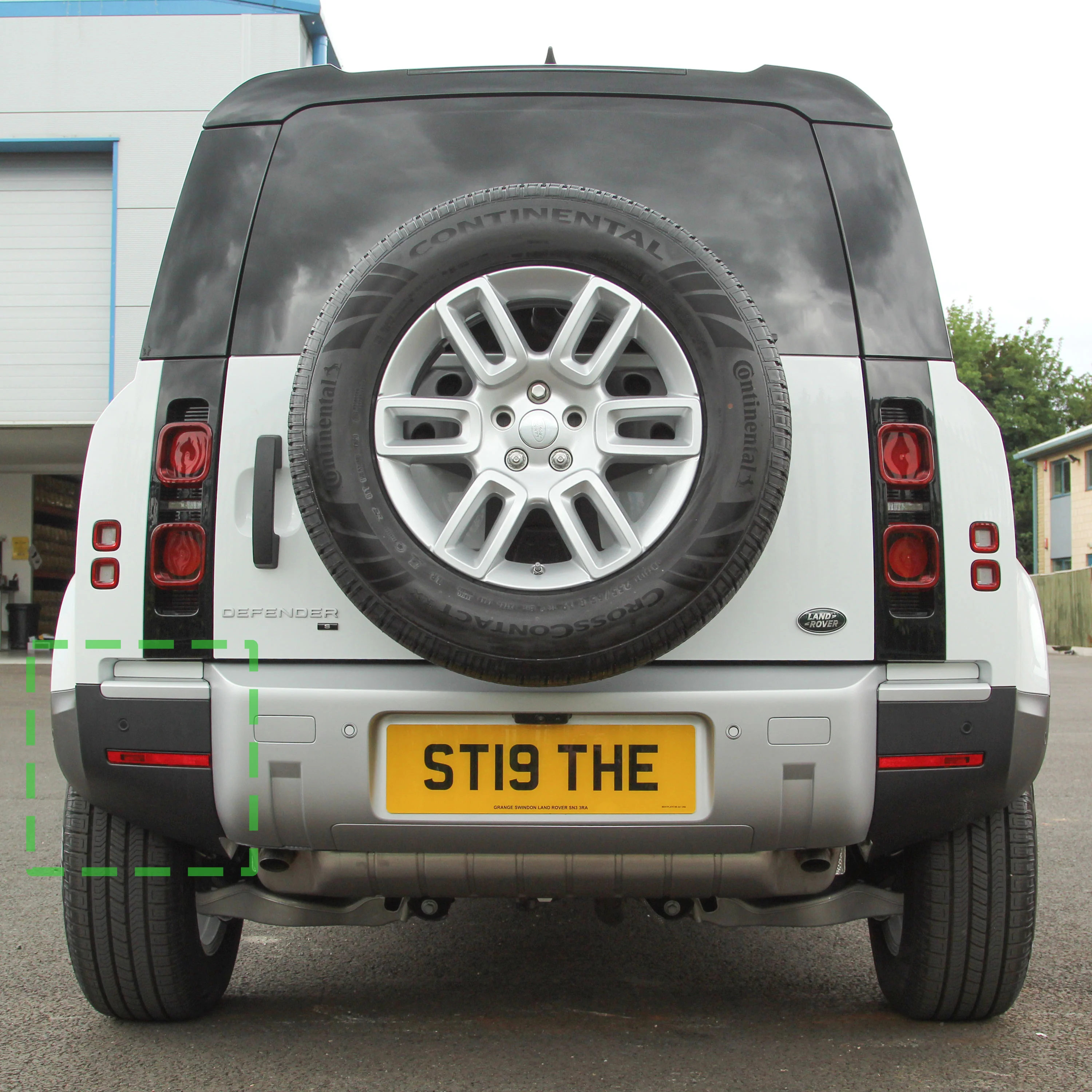 Rear Bumper Corner 'Genuine' for Land Rover Defender L663 in Textured Plastic - LEFT - Image 3