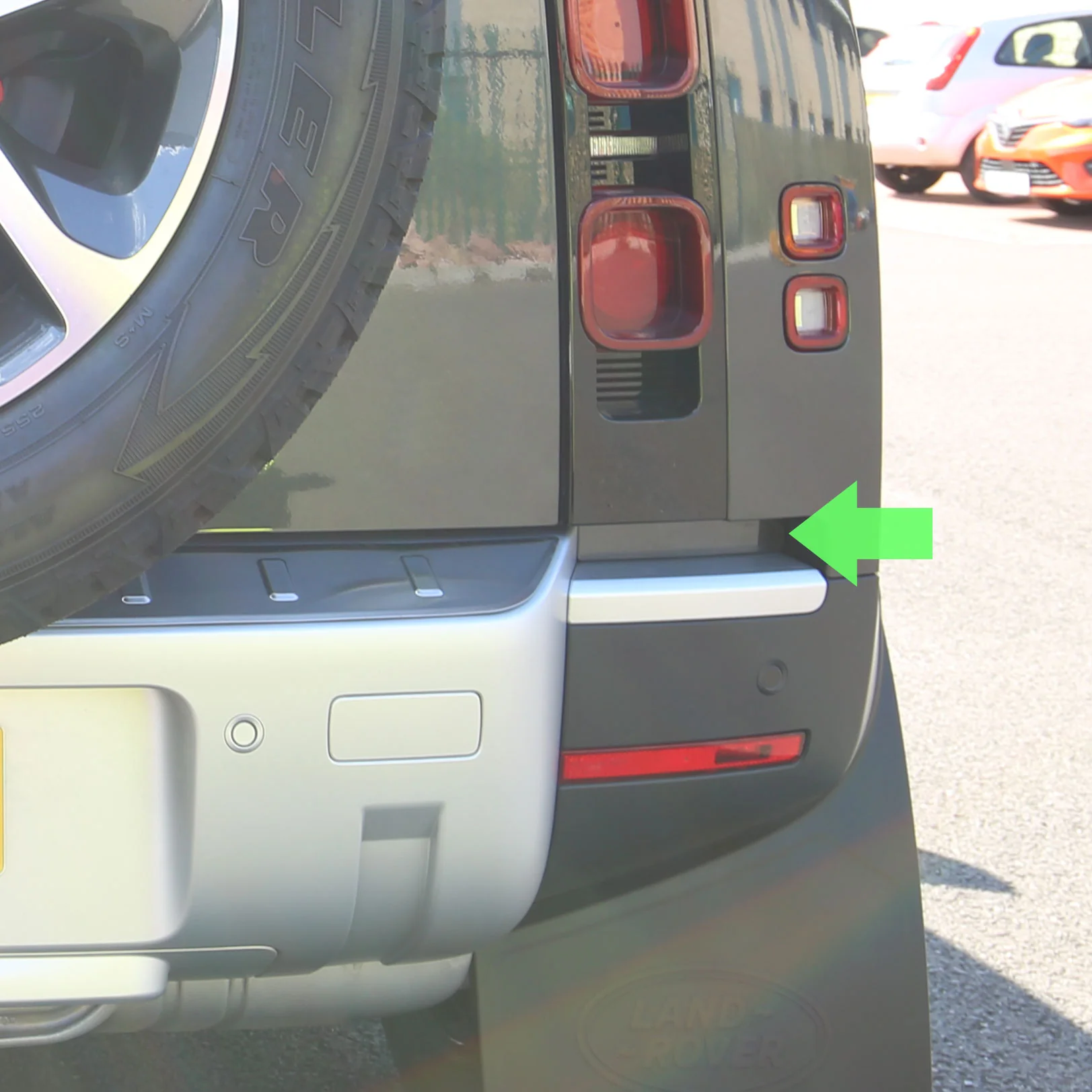 Rear Bumper Recess Insert (Upper Section) for Land Rover Defender L663 - Gloss Black - RIGHT - Image 2