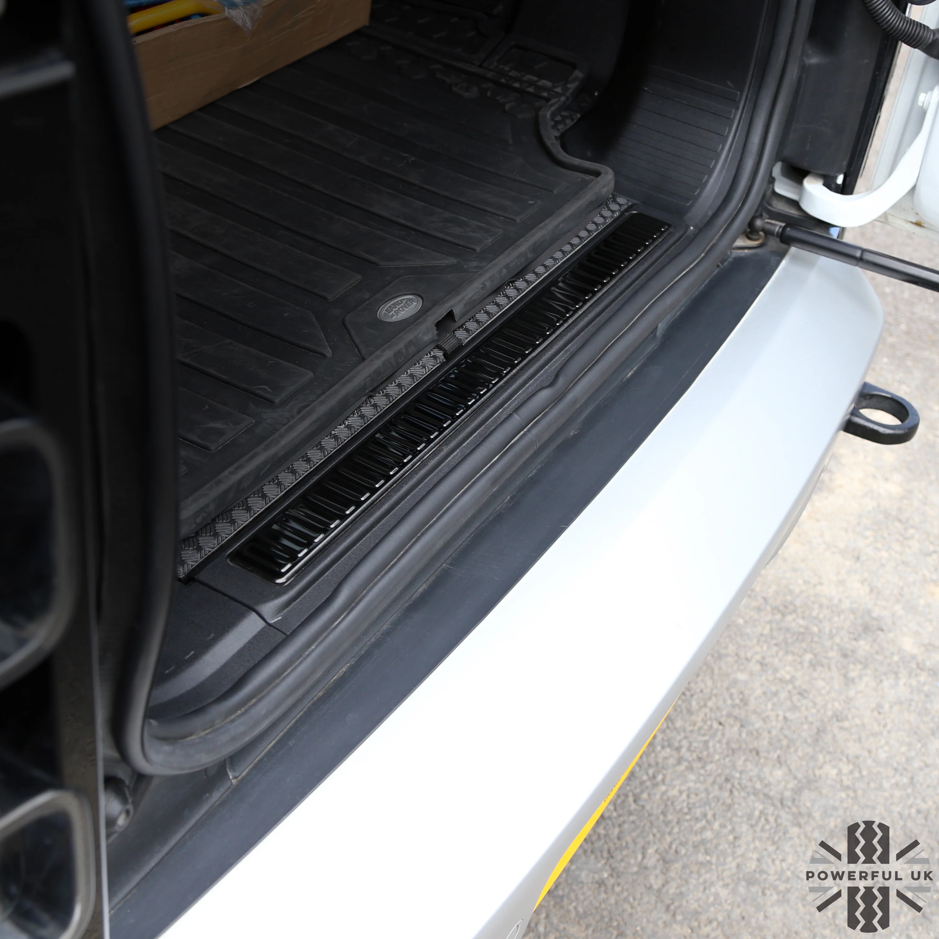 Rear Loadspace Finisher INSERT - Black - for Land Rover Defender L663 - Image 5