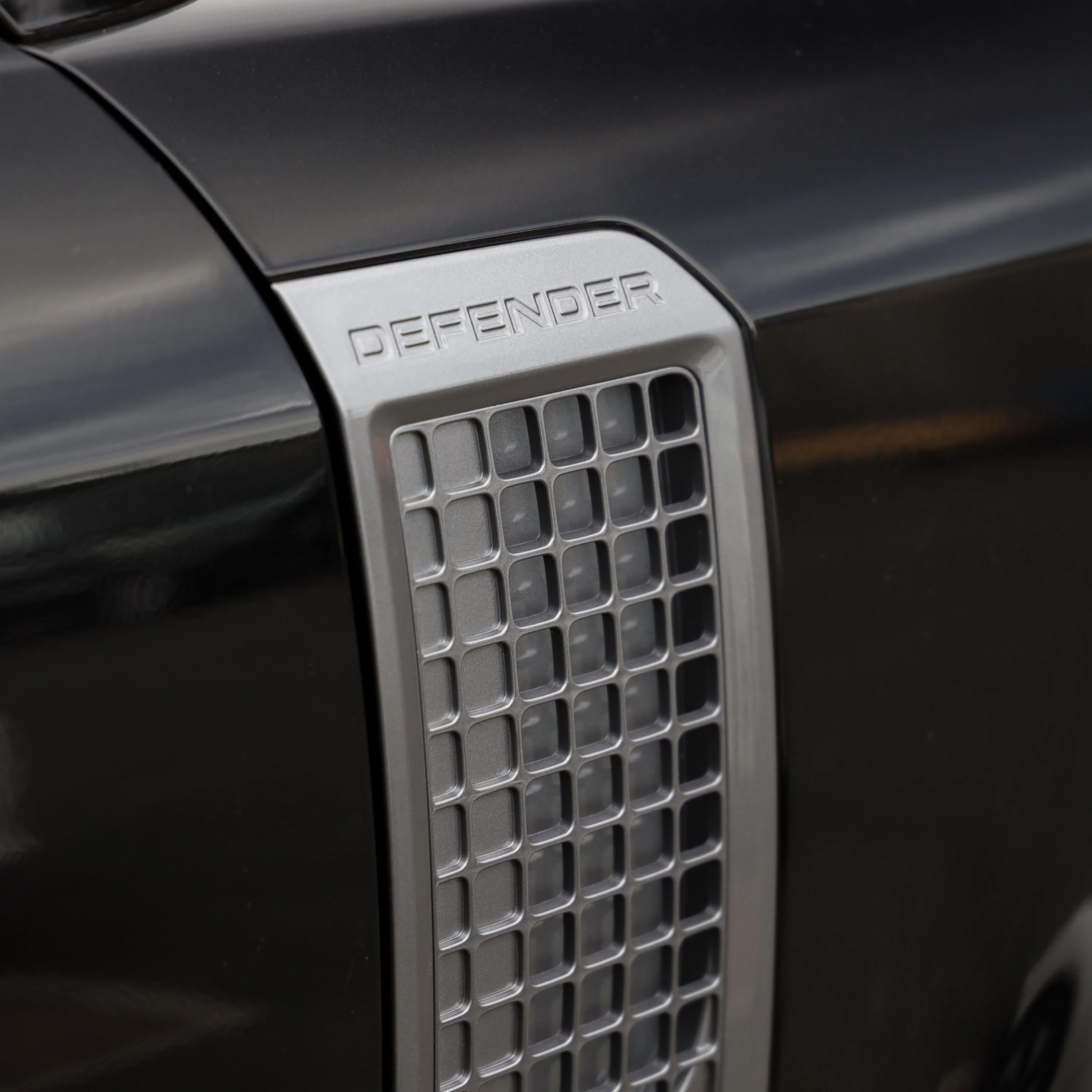 Side Vent Assemblies (Genuine Take-Offs) for Land Rover Defender L663 - Eiger Grey - Image 2