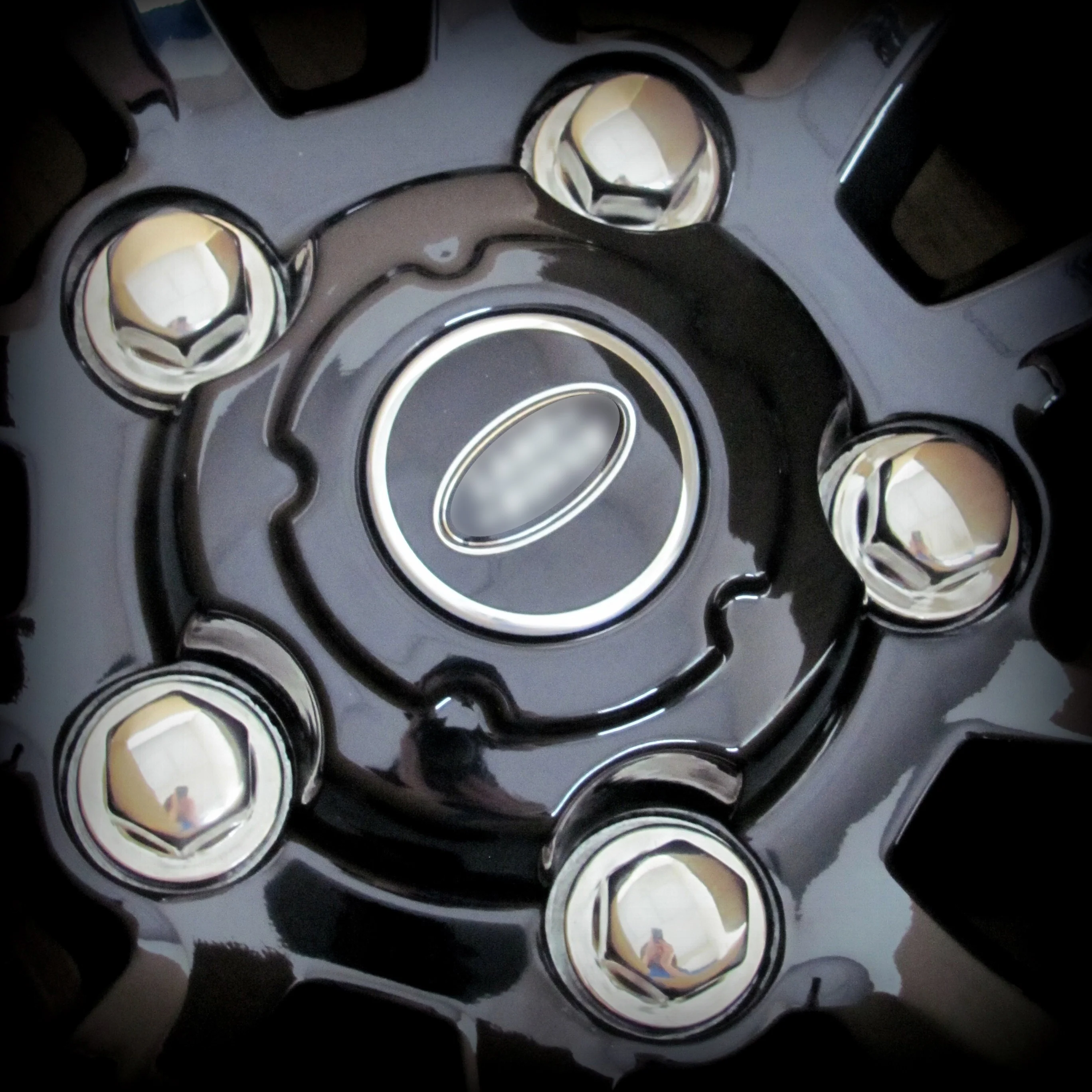 Silver Alloy Wheel Nuts 5pc (Capped Type) for Range Rover Classic - Image 4