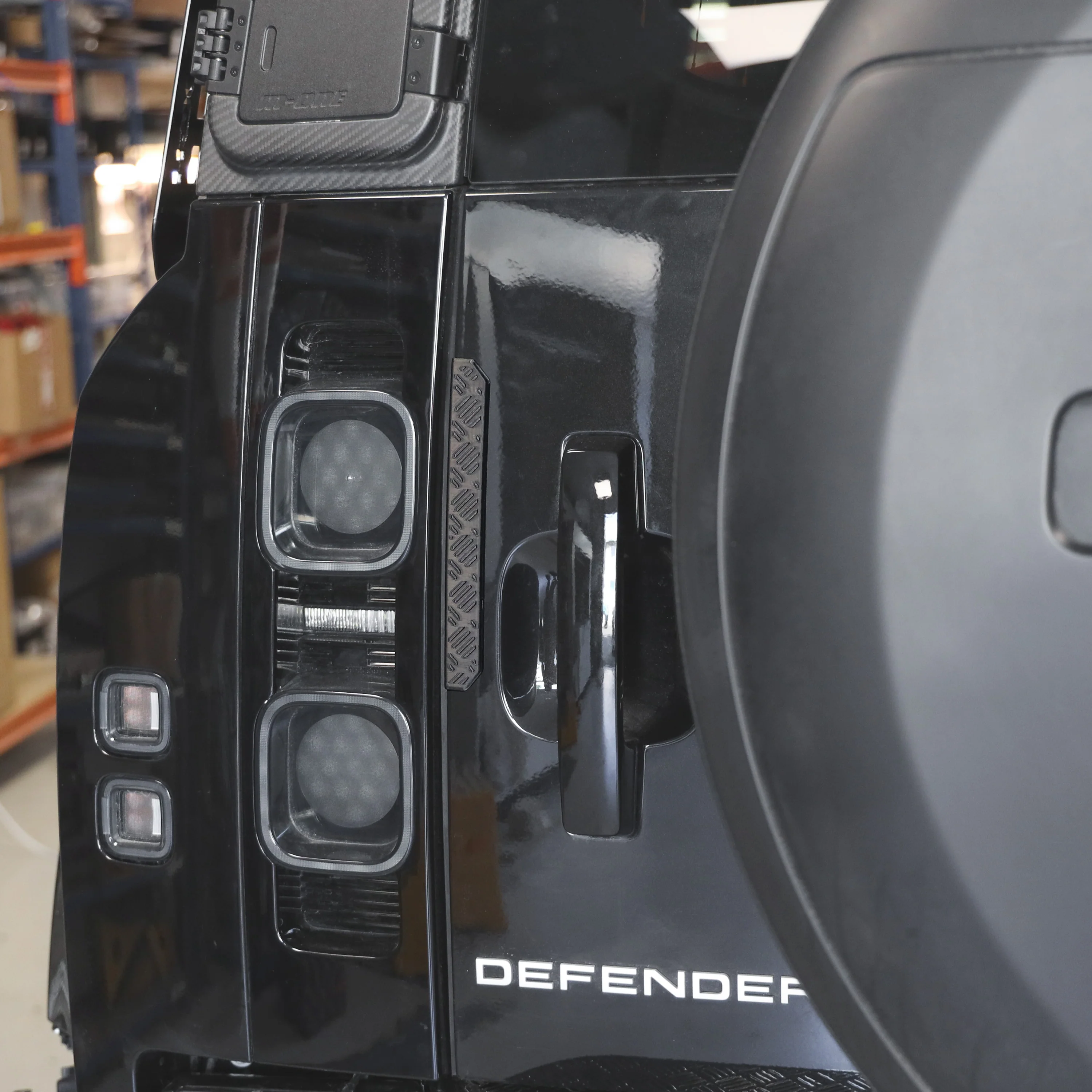 Tailgate Door Edge Protection Strip for Land Rover Defender L663 90/110/130 - Image 5