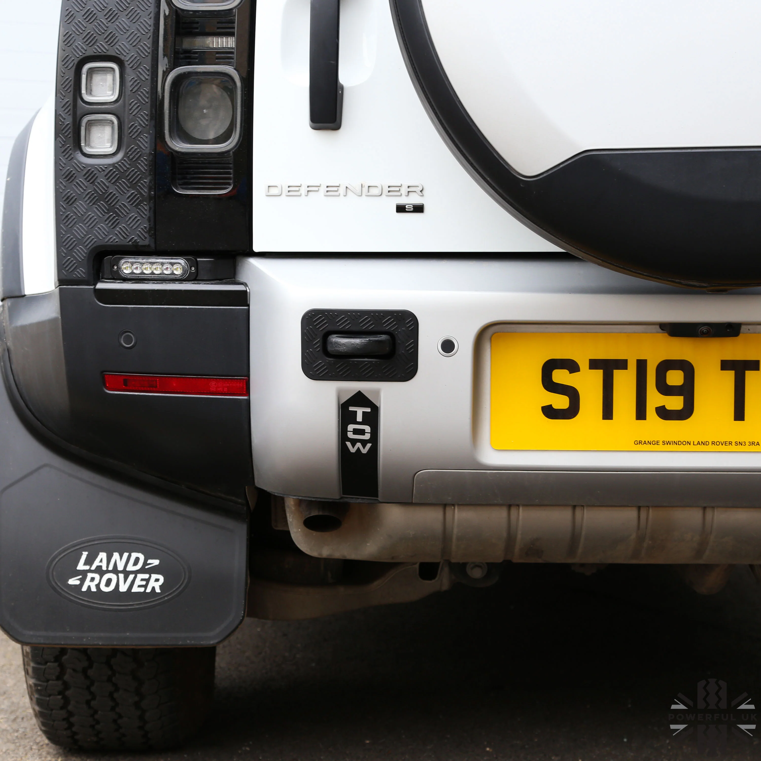 TOW Arrow Decals - Matt Black for Land Rover Defender L663 - Image 4